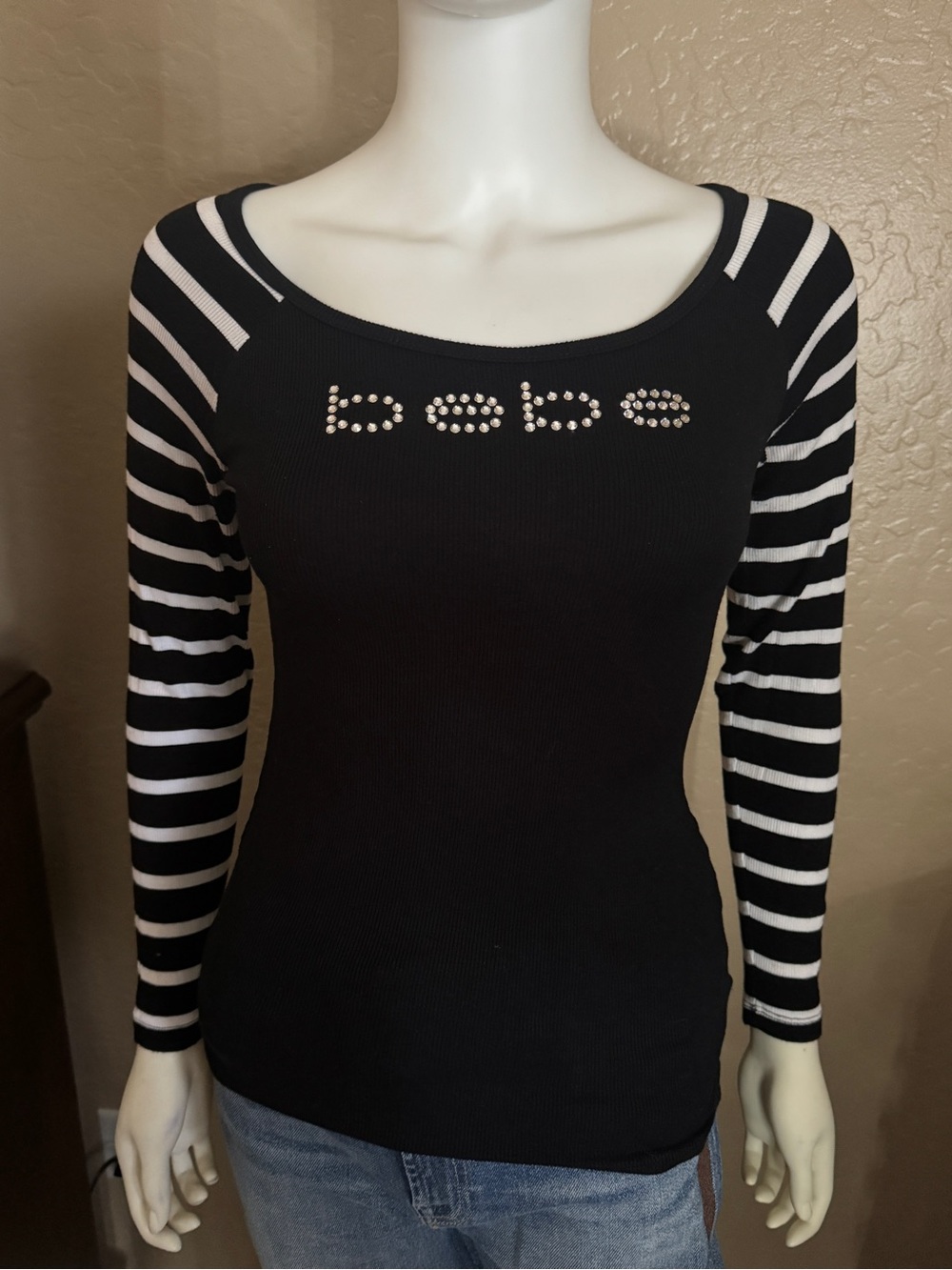 Bebé black and white long sleeve top medium